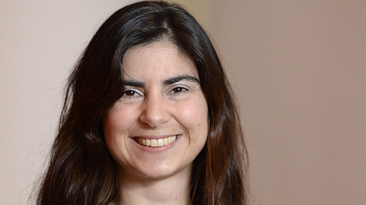 Dr.ª Carla Mendes Campos